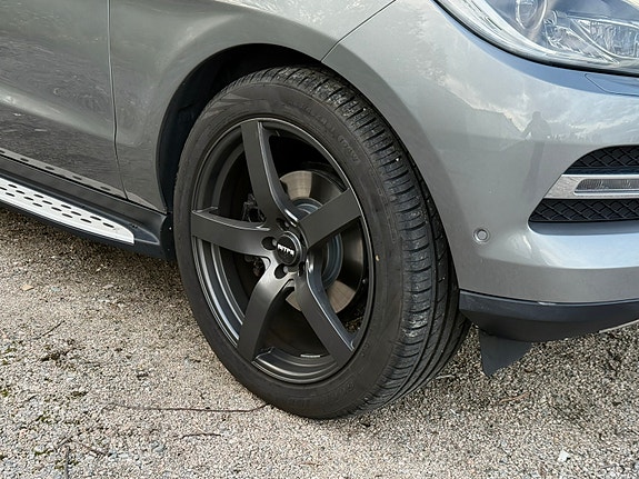 Mercedes-Benz ML250 19 of 30