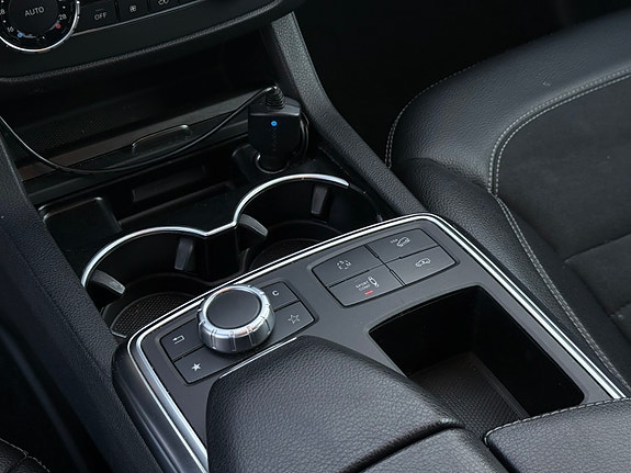 Mercedes-Benz ML250 23 of 30