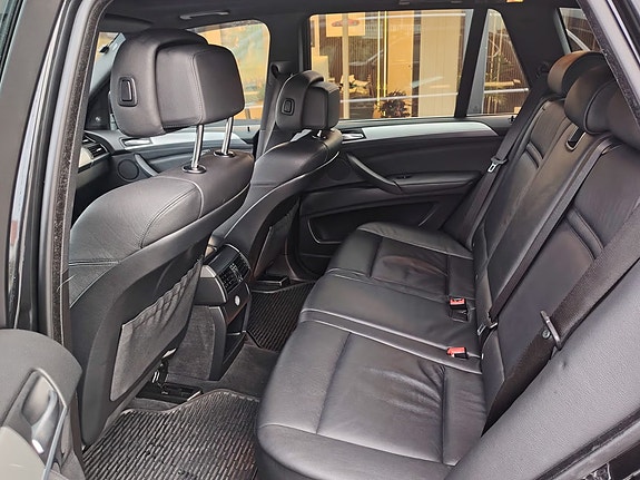 BMW X5 12 of 17