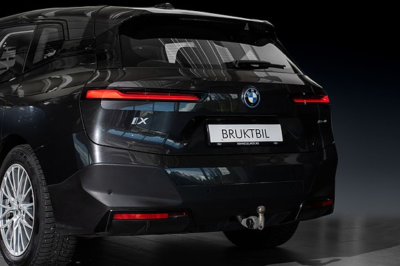 BMW iX 6 of 30