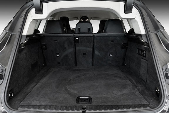 BMW iX 30 of 30