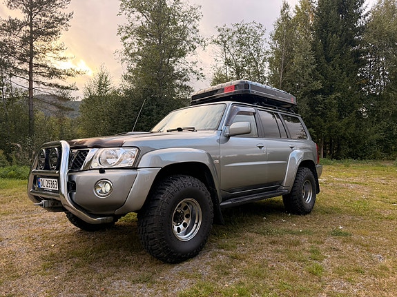 Nissan Patrol 11 of 30