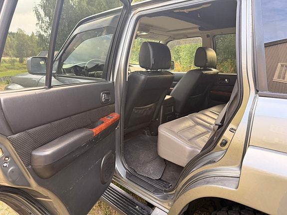 Nissan Patrol 22 of 30