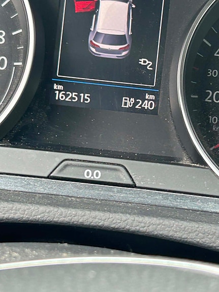 Volkswagen e-Golf VII 6 of 12