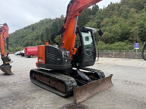 Hitachi ZX85US-6 steg 5 motor. 3 of 18