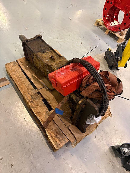 Hitachi ZX85US-6 steg 5 motor. 15 of 18