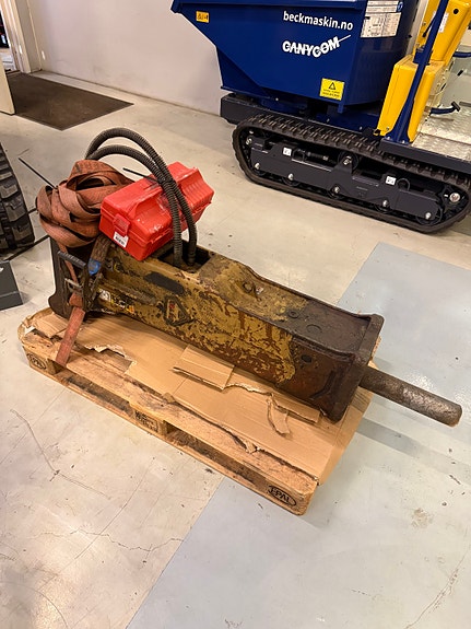 Hitachi ZX85US-6 steg 5 motor. 18 of 18