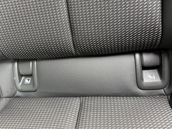 Audi Q4 e-tron 22 of 27