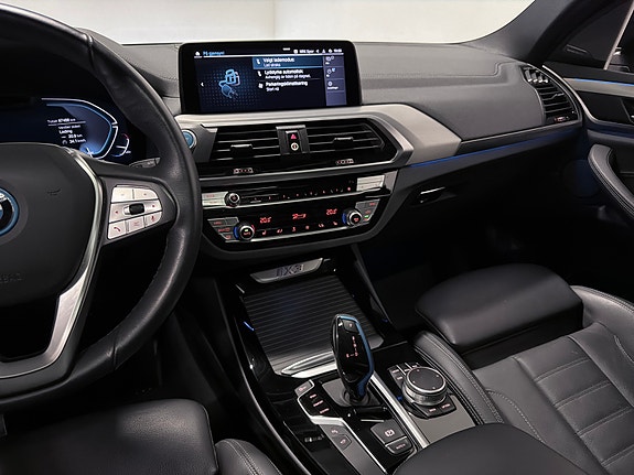 BMW iX3 26 of 30