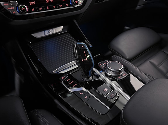 BMW iX3 28 of 30