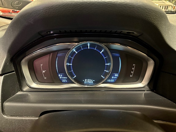 Volvo V70 16 of 30