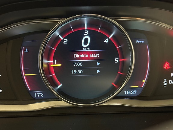 Volvo V70 14 of 30