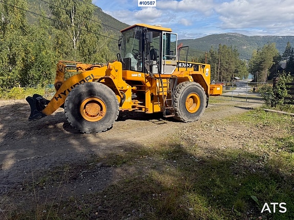 Hyundai HL 760-7 2 of 30