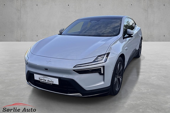 Polestar 4 2 of 30
