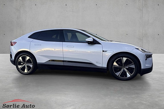 Polestar 4 11 of 30