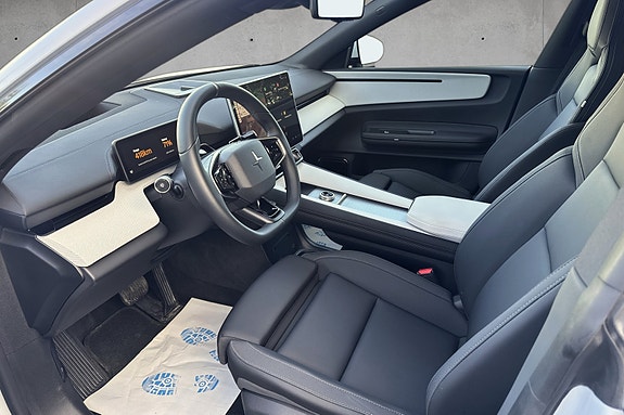 Polestar 4 17 of 30