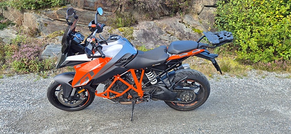 KTM 1290 Super Duke GT 8 of 16