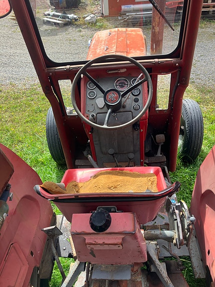 Massey Ferguson 175 4 of 9