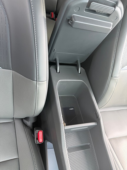 Kia EV3 10 of 23