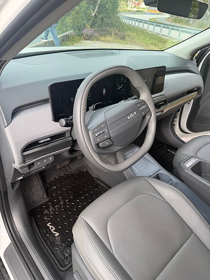 Kia EV3 16 of 23