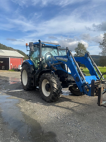 New Holland T6-180 2 of 8