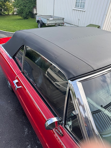 Ford Fairlane 4 of 23
