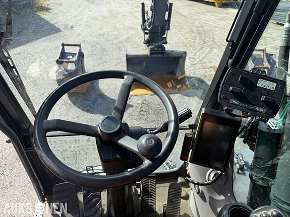 Volvo EWR150E hjulgraver - GPS - Rotortilt - 3 skuffer - Henger. 25 of 30