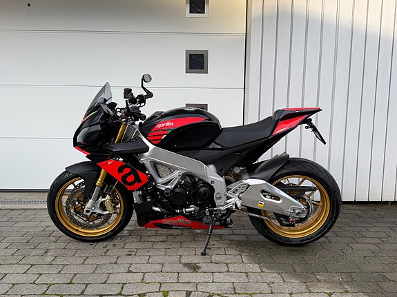Aprilia Tuono V4R A.P RIDE CONTROLL/ARROW/OZ FELGER/BREMBO 6 of 9