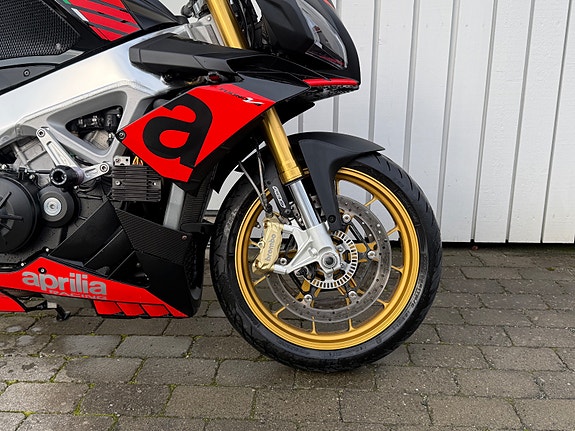 Aprilia Tuono V4R A.P RIDE CONTROLL/ARROW/OZ FELGER/BREMBO 3 of 9