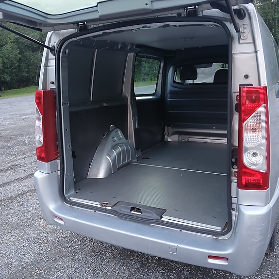 Toyota Proace 11 of 14