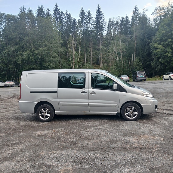 Toyota Proace 4 of 14