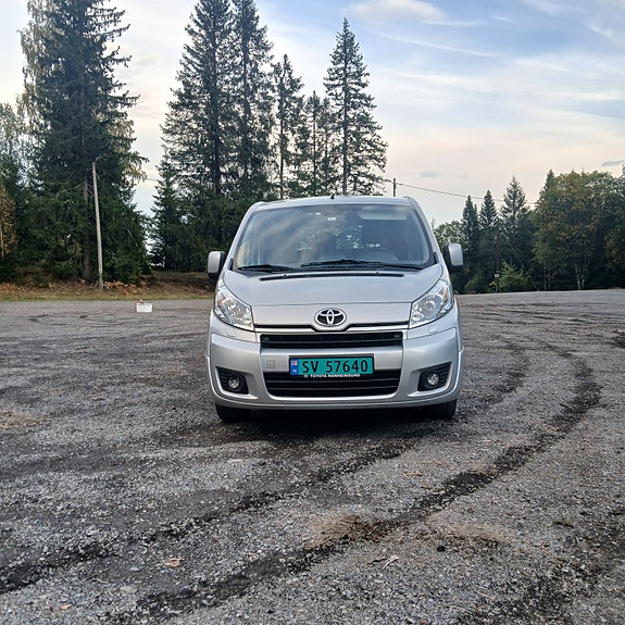 Toyota Proace 2 of 14