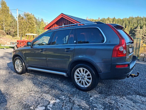 Volvo XC90 6 of 20