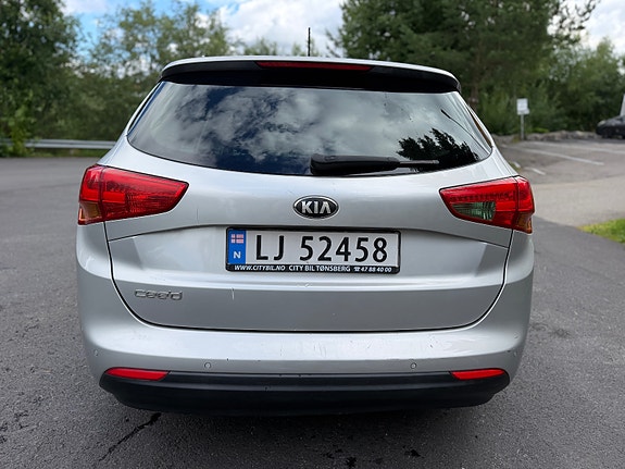 Kia Ceed 4 of 30