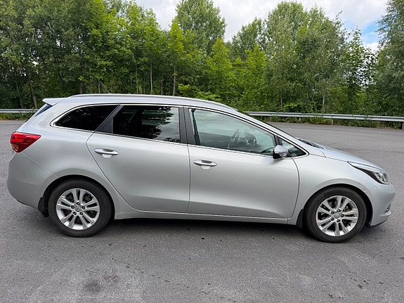 Kia Ceed 6 of 30