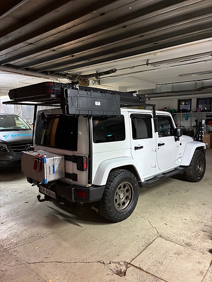 Jeep Wrangler 3 of 30