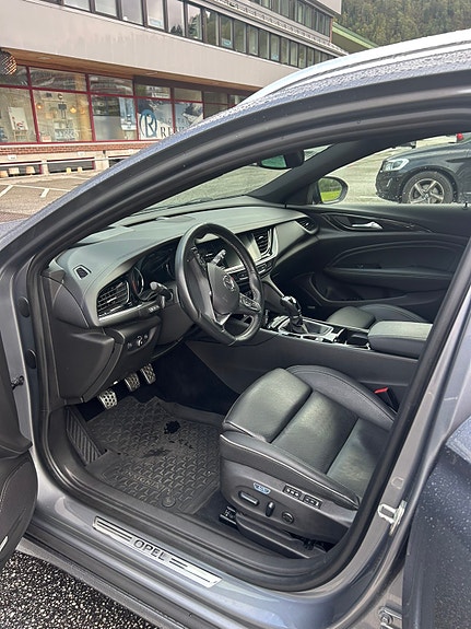 Opel Insignia 5 of 15