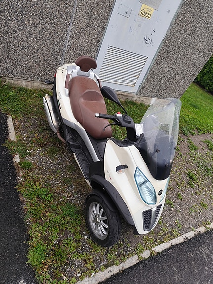 Piaggio MP3 500 LT 4 of 13