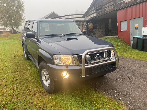 Nissan Patrol 3 of 30
