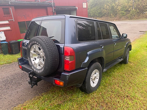 Nissan Patrol 5 of 30