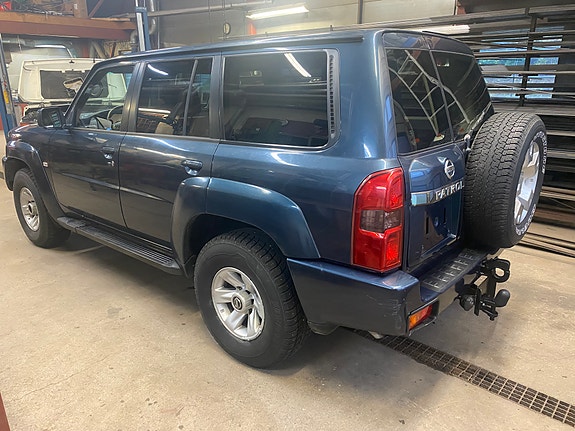 Nissan Patrol 9 of 30
