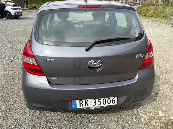 Hyundai i20 4 of 7
