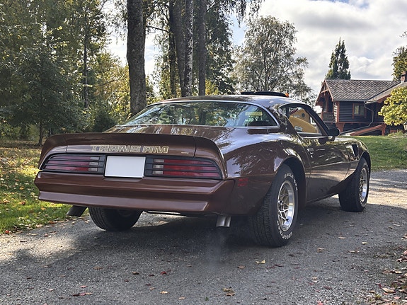 Pontiac Trans Am 9 of 30