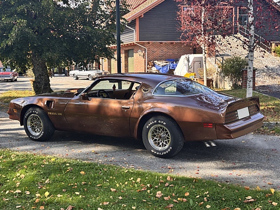 Pontiac Trans Am 6 of 30