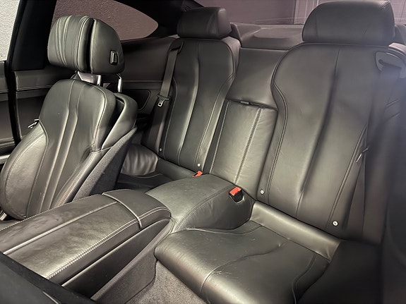 BMW 640i 27 of 29