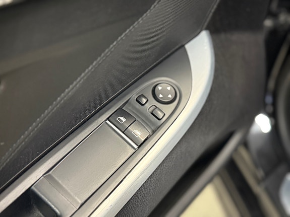 BMW 640i 11 of 29