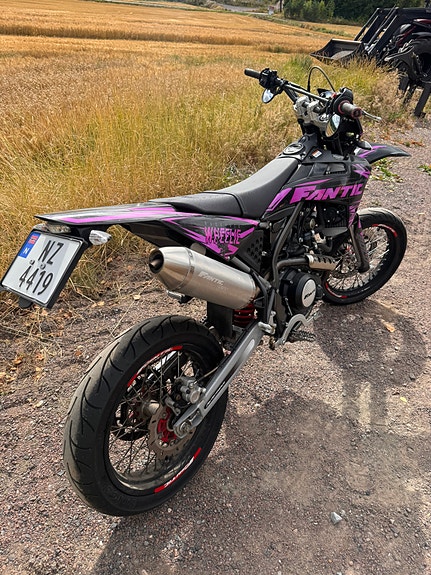Fantic XMF 125 6 of 10