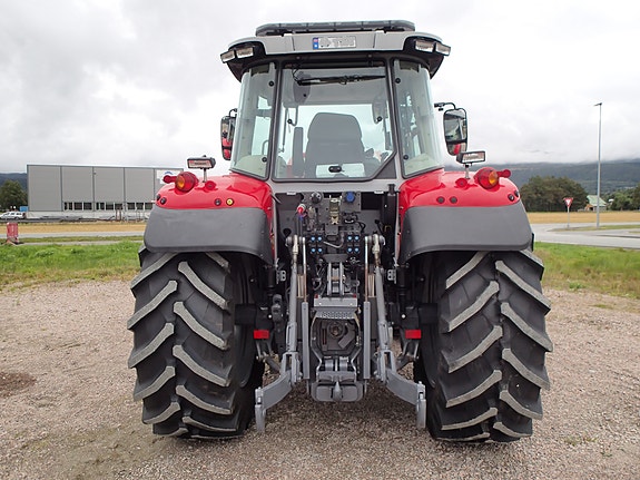 Massey Ferguson 5S.145 Dyna6 Jubileum 14 of 30