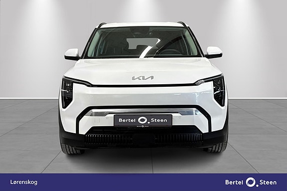 Kia EV3 8 of 25