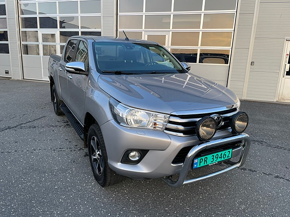 Toyota HiLux 5 of 30